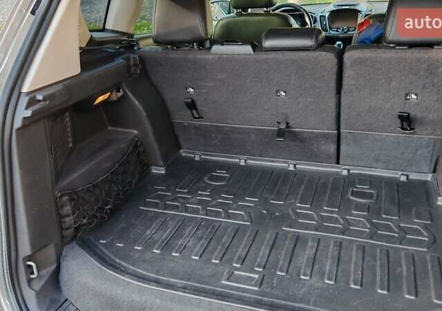 Серый Форд Си-Макс, объемом двигателя 2 л и пробегом 190 тыс. км за 12900 $, фото 15 на Automoto.ua