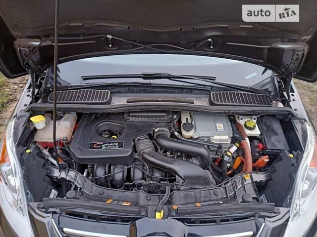 Серый Форд Си-Макс, объемом двигателя 2 л и пробегом 107 тыс. км за 13700 $, фото 15 на Automoto.ua