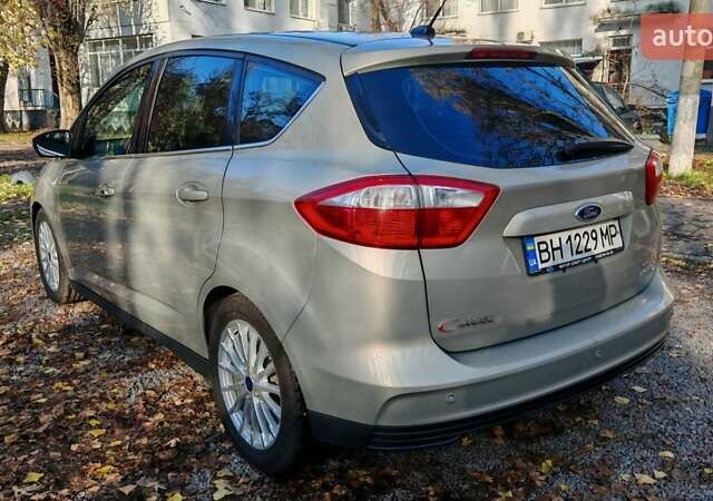 Серый Форд Си-Макс, объемом двигателя 2 л и пробегом 190 тыс. км за 12900 $, фото 5 на Automoto.ua
