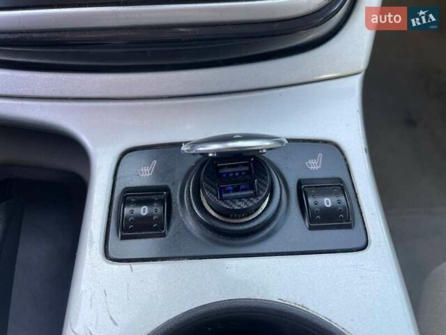 Сірий Форд Сі-Макс, об'ємом двигуна 2 л та пробігом 173 тис. км за 11500 $, фото 12 на Automoto.ua