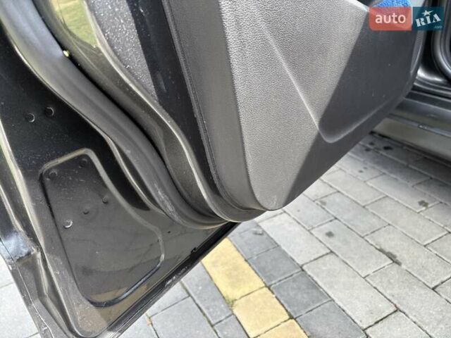 Сірий Форд Сі-Макс, об'ємом двигуна 2 л та пробігом 121 тис. км за 15300 $, фото 12 на Automoto.ua