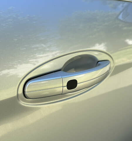 Серый Форд Си-Макс, объемом двигателя 2 л и пробегом 167 тыс. км за 12000 $, фото 9 на Automoto.ua