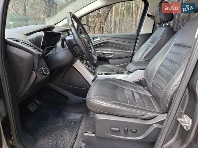 Серый Форд Си-Макс, объемом двигателя 2 л и пробегом 334 тыс. км за 10500 $, фото 8 на Automoto.ua
