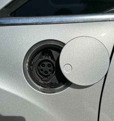 Серый Форд Си-Макс, объемом двигателя 2 л и пробегом 167 тыс. км за 12000 $, фото 8 на Automoto.ua