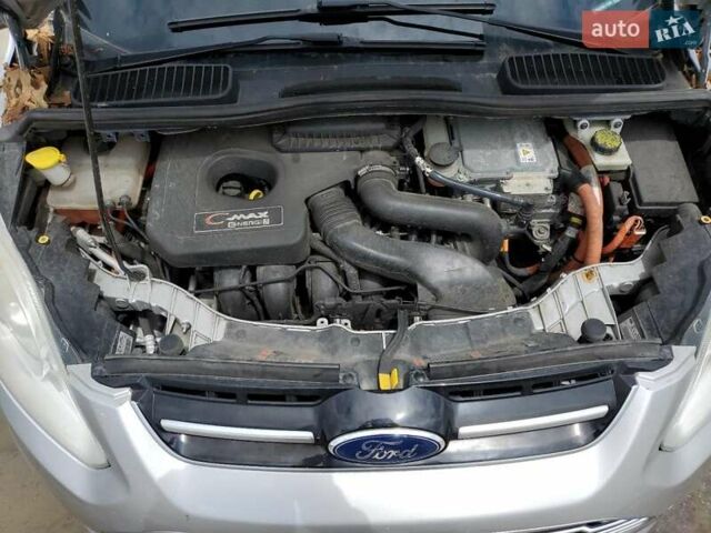 Серый Форд Си-Макс, объемом двигателя 2 л и пробегом 132 тыс. км за 3000 $, фото 10 на Automoto.ua