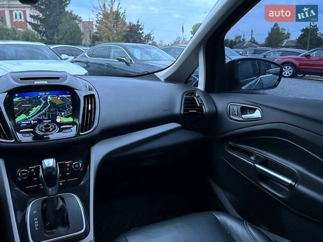 Серый Форд Си-Макс, объемом двигателя 2 л и пробегом 180 тыс. км за 12700 $, фото 23 на Automoto.ua
