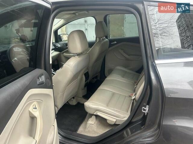 Сірий Форд Сі-Макс, об'ємом двигуна 2 л та пробігом 228 тис. км за 12500 $, фото 4 на Automoto.ua