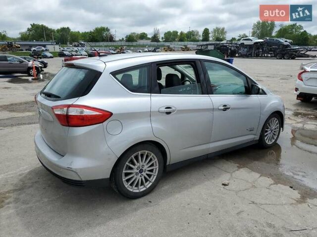 Серый Форд Си-Макс, объемом двигателя 2 л и пробегом 132 тыс. км за 3000 $, фото 2 на Automoto.ua