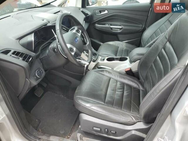 Серый Форд Си-Макс, объемом двигателя 2 л и пробегом 132 тыс. км за 3000 $, фото 6 на Automoto.ua