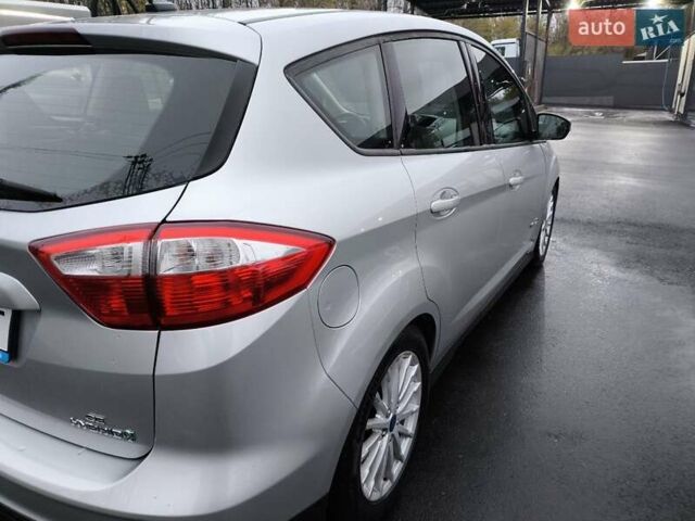 Сірий Форд Сі-Макс, об'ємом двигуна 2 л та пробігом 149 тис. км за 14550 $, фото 22 на Automoto.ua