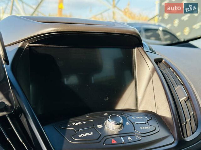 Сірий Форд Сі-Макс, об'ємом двигуна 2 л та пробігом 240 тис. км за 13400 $, фото 31 на Automoto.ua