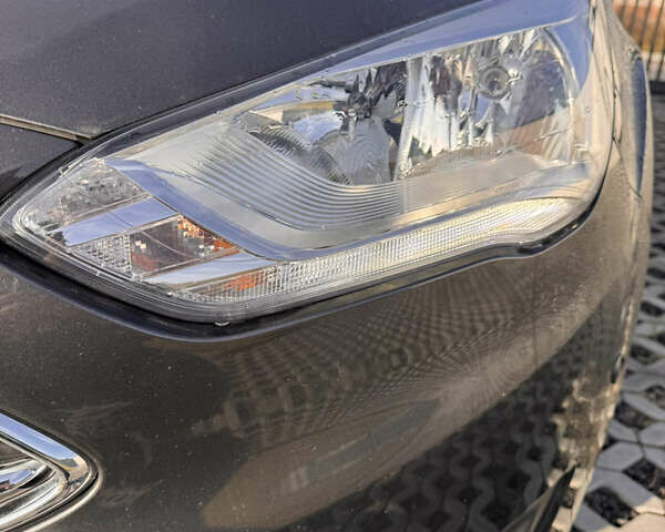 Серый Форд Си-Макс, объемом двигателя 1.5 л и пробегом 55 тыс. км за 12000 $, фото 11 на Automoto.ua