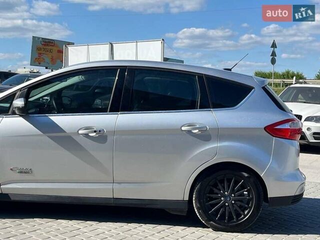 Серый Форд Си-Макс, объемом двигателя 2 л и пробегом 182 тыс. км за 12940 $, фото 7 на Automoto.ua