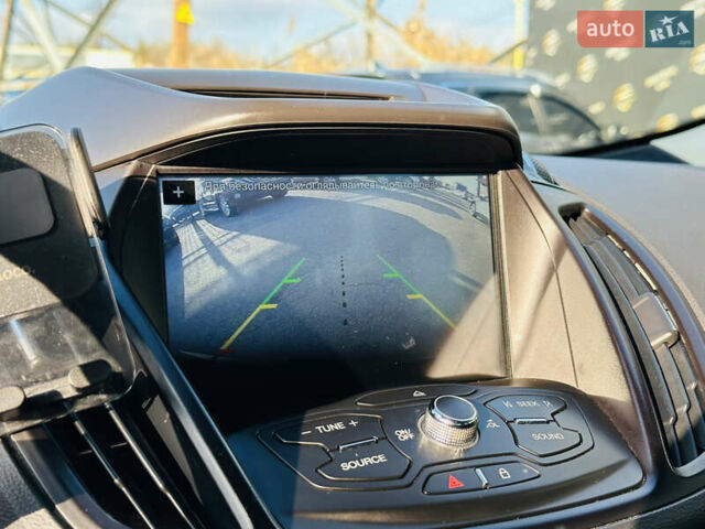 Сірий Форд Сі-Макс, об'ємом двигуна 2 л та пробігом 240 тис. км за 13400 $, фото 33 на Automoto.ua