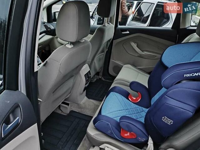 Сірий Форд Сі-Макс, об'ємом двигуна 2 л та пробігом 149 тис. км за 14550 $, фото 5 на Automoto.ua