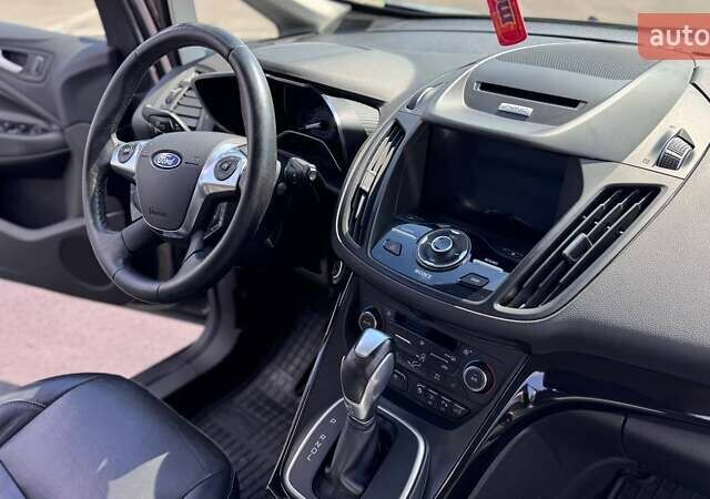 Серый Форд Си-Макс, объемом двигателя 2 л и пробегом 113 тыс. км за 15800 $, фото 19 на Automoto.ua