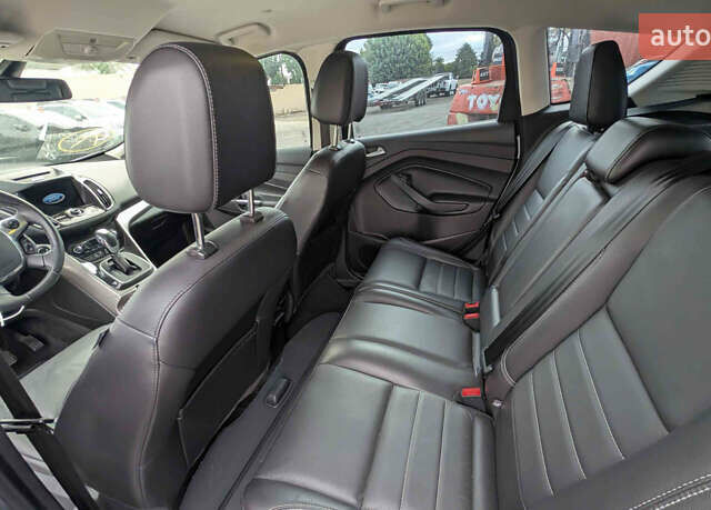 Сірий Форд Сі-Макс, об'ємом двигуна 2 л та пробігом 187 тис. км за 8500 $, фото 11 на Automoto.ua