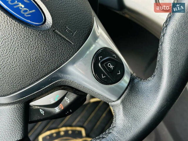 Сірий Форд Сі-Макс, об'ємом двигуна 2 л та пробігом 240 тис. км за 13400 $, фото 30 на Automoto.ua