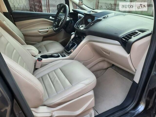 Серый Форд Си-Макс, объемом двигателя 2 л и пробегом 199 тыс. км за 12800 $, фото 32 на Automoto.ua