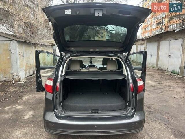 Сірий Форд Сі-Макс, об'ємом двигуна 2 л та пробігом 228 тис. км за 12500 $, фото 7 на Automoto.ua