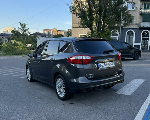Сірий Форд Сі-Макс, об'ємом двигуна 2 л та пробігом 120 тис. км за 14200 $, фото 2 на Automoto.ua