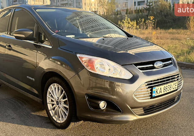 Серый Форд Си-Макс, объемом двигателя 2 л и пробегом 190 тыс. км за 12400 $, фото 2 на Automoto.ua