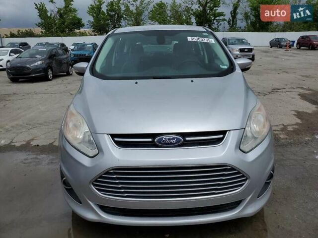 Серый Форд Си-Макс, объемом двигателя 2 л и пробегом 132 тыс. км за 3000 $, фото 4 на Automoto.ua