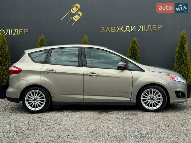 Серый Форд Си-Макс, объемом двигателя 2 л и пробегом 220 тыс. км за 9800 $, фото 2 на Automoto.ua