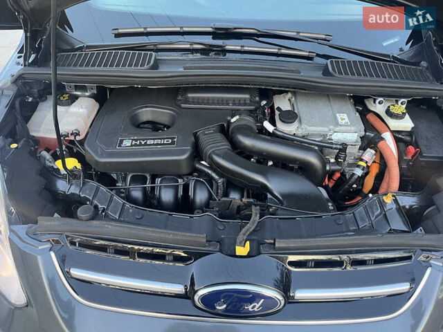 Сірий Форд Сі-Макс, об'ємом двигуна 2 л та пробігом 15 тис. км за 14500 $, фото 6 на Automoto.ua