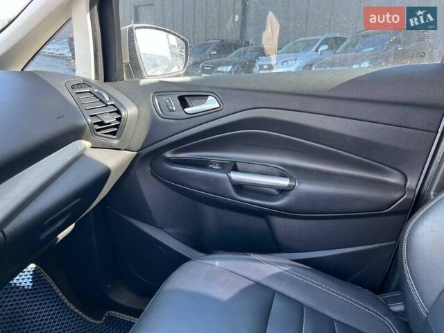 Серый Форд Си-Макс, объемом двигателя 2 л и пробегом 182 тыс. км за 12940 $, фото 31 на Automoto.ua