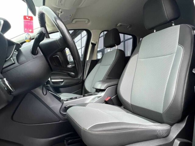 Сірий Форд Сі-Макс, об'ємом двигуна 2 л та пробігом 139 тис. км за 13500 $, фото 9 на Automoto.ua