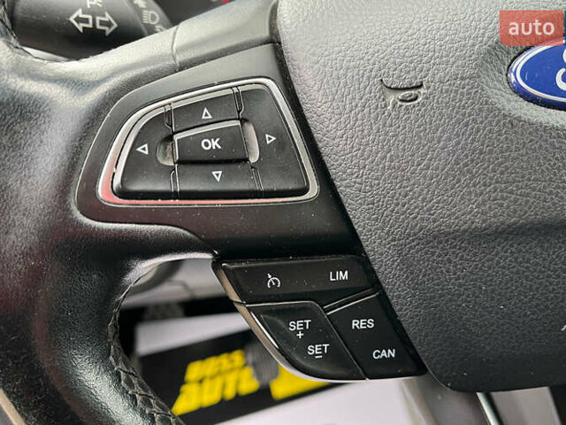 Серый Форд Си-Макс, объемом двигателя 1.5 л и пробегом 220 тыс. км за 8999 $, фото 10 на Automoto.ua