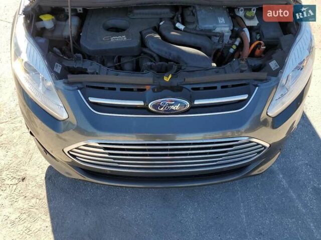 Серый Форд Си-Макс, объемом двигателя 0 л и пробегом 126 тыс. км за 1700 $, фото 1 на Automoto.ua