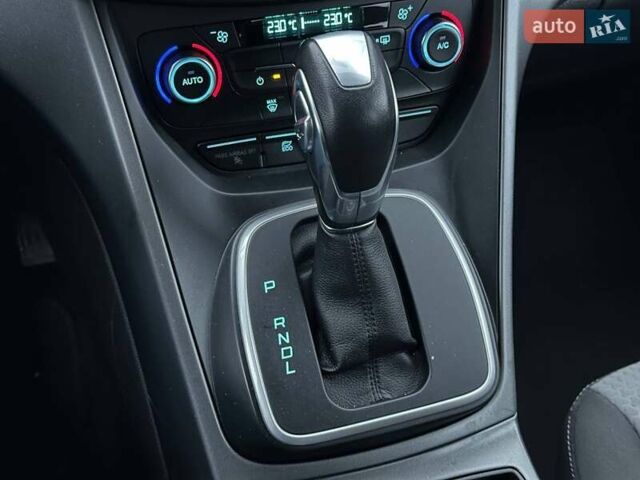 Сірий Форд Сі-Макс, об'ємом двигуна 0 л та пробігом 218 тис. км за 13290 $, фото 18 на Automoto.ua