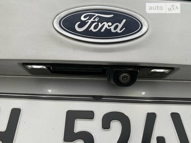 Сірий Форд Сі-Макс, об'ємом двигуна 2 л та пробігом 149 тис. км за 13999 $, фото 31 на Automoto.ua
