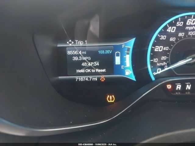 Серый Форд Си-Макс, объемом двигателя 2 л и пробегом 71 тыс. км за 2300 $, фото 6 на Automoto.ua