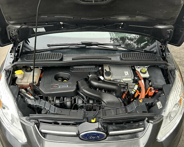 Сірий Форд Сі-Макс, об'ємом двигуна 2 л та пробігом 167 тис. км за 11500 $, фото 15 на Automoto.ua