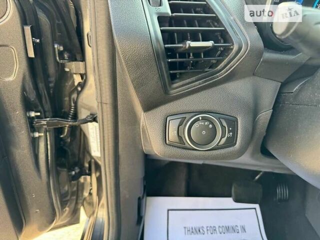 Сірий Форд Сі-Макс, об'ємом двигуна 2 л та пробігом 119 тис. км за 2200 $, фото 22 на Automoto.ua