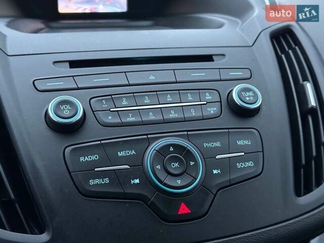 Сірий Форд Сі-Макс, об'ємом двигуна 0 л та пробігом 218 тис. км за 13290 $, фото 16 на Automoto.ua