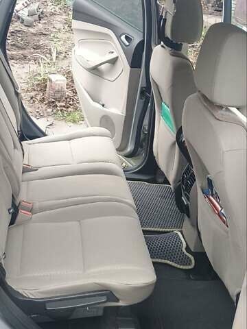 Сірий Форд Сі-Макс, об'ємом двигуна 2 л та пробігом 96 тис. км за 14200 $, фото 8 на Automoto.ua