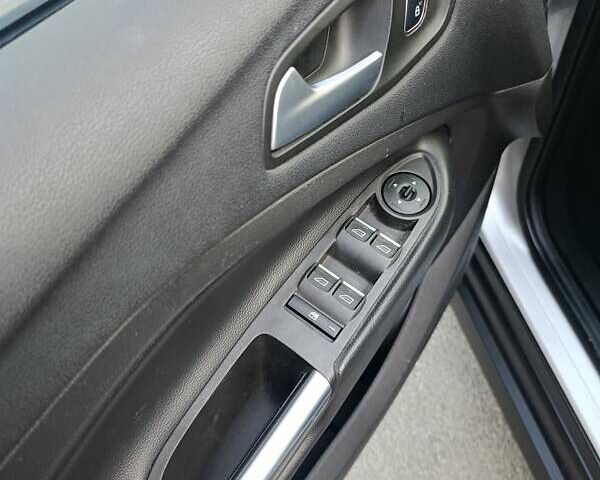 Форд Сі-Макс 2017 у Хмельницькому на Automoto.ua Сірий Форд Сі-Макс, об'ємом двигуна 2 л та пробігом 140 тис. км за 14500 $, фото 13 на Automoto.ua