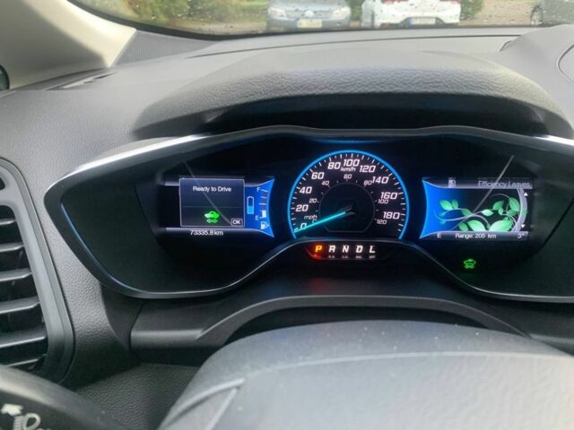 Сірий Форд Сі-Макс, об'ємом двигуна 0 л та пробігом 73 тис. км за 15000 $, фото 3 на Automoto.ua