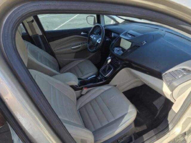 Серый Форд Си-Макс, объемом двигателя 2 л и пробегом 64 тыс. км за 4600 $, фото 8 на Automoto.ua