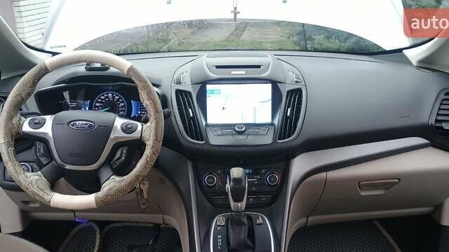 Сірий Форд Сі-Макс, об'ємом двигуна 2 л та пробігом 96 тис. км за 14200 $, фото 4 на Automoto.ua