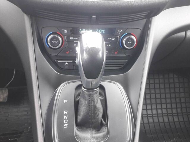 Серый Форд Си-Макс, объемом двигателя 1.5 л и пробегом 182 тыс. км за 13000 $, фото 19 на Automoto.ua