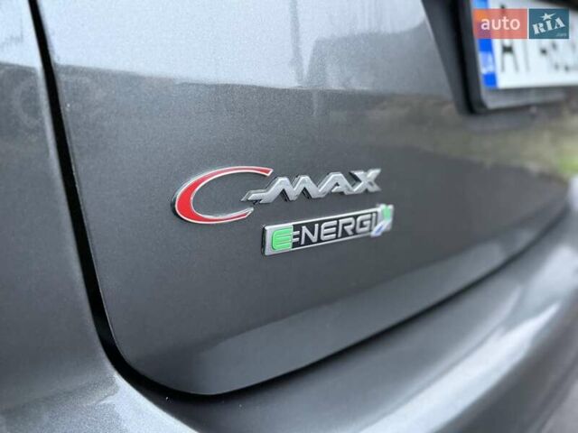 Серый Форд Си-Макс, объемом двигателя 2 л и пробегом 192 тыс. км за 12300 $, фото 12 на Automoto.ua