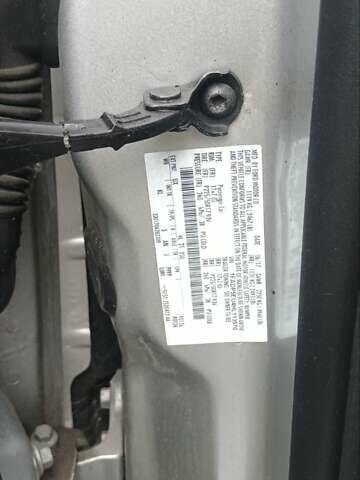 Сірий Форд Сі-Макс, об'ємом двигуна 2 л та пробігом 96 тис. км за 14200 $, фото 16 на Automoto.ua