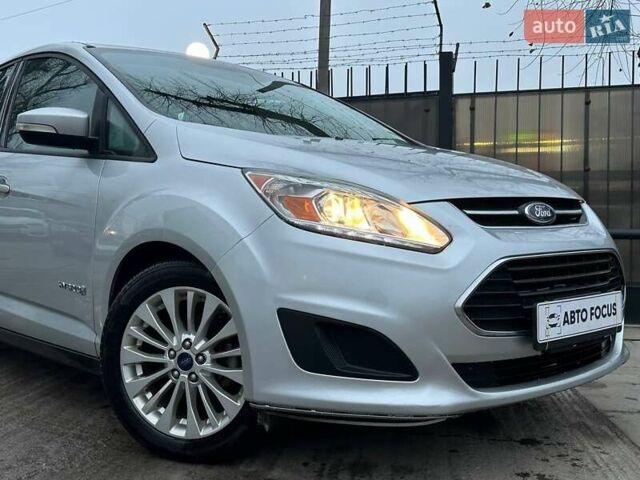 Сірий Форд Сі-Макс, об'ємом двигуна 0 л та пробігом 218 тис. км за 13290 $, фото 3 на Automoto.ua