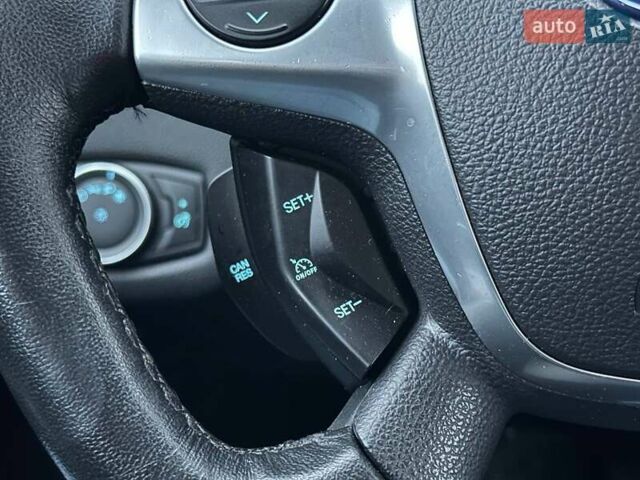 Сірий Форд Сі-Макс, об'ємом двигуна 0 л та пробігом 218 тис. км за 13290 $, фото 21 на Automoto.ua