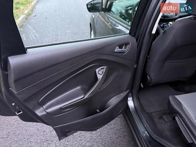 Серый Форд Си-Макс, объемом двигателя 2 л и пробегом 192 тыс. км за 12300 $, фото 23 на Automoto.ua